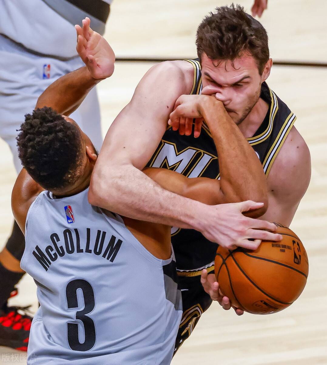 开云体育世界杯2026-篮网B队逆转希腊男篮，麦科勒姆送出助攻