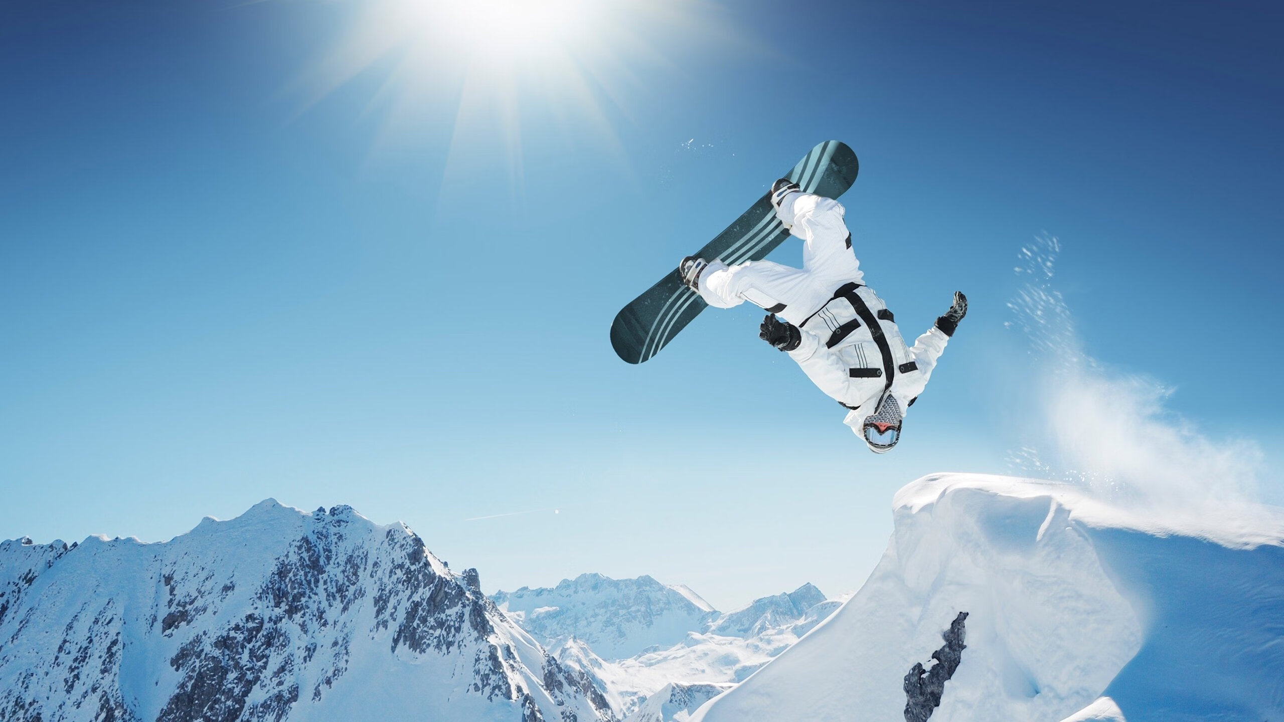 劳塔罗终场绝杀引爆诺坎普,巴萨绝境逆转亚特兰大晋级四强