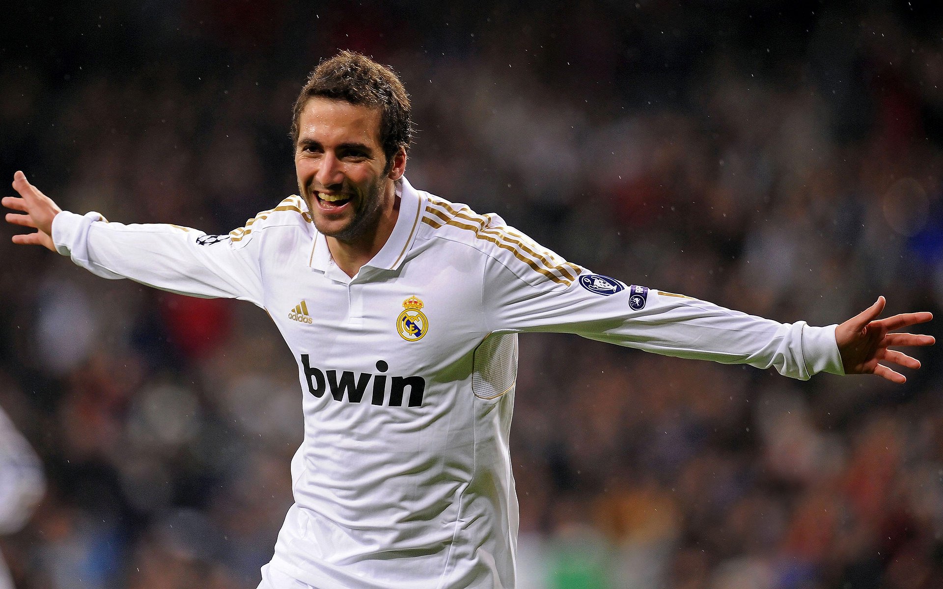 蒂亚戈一锤定音，枪手攻坚克难力擒大黄蜂