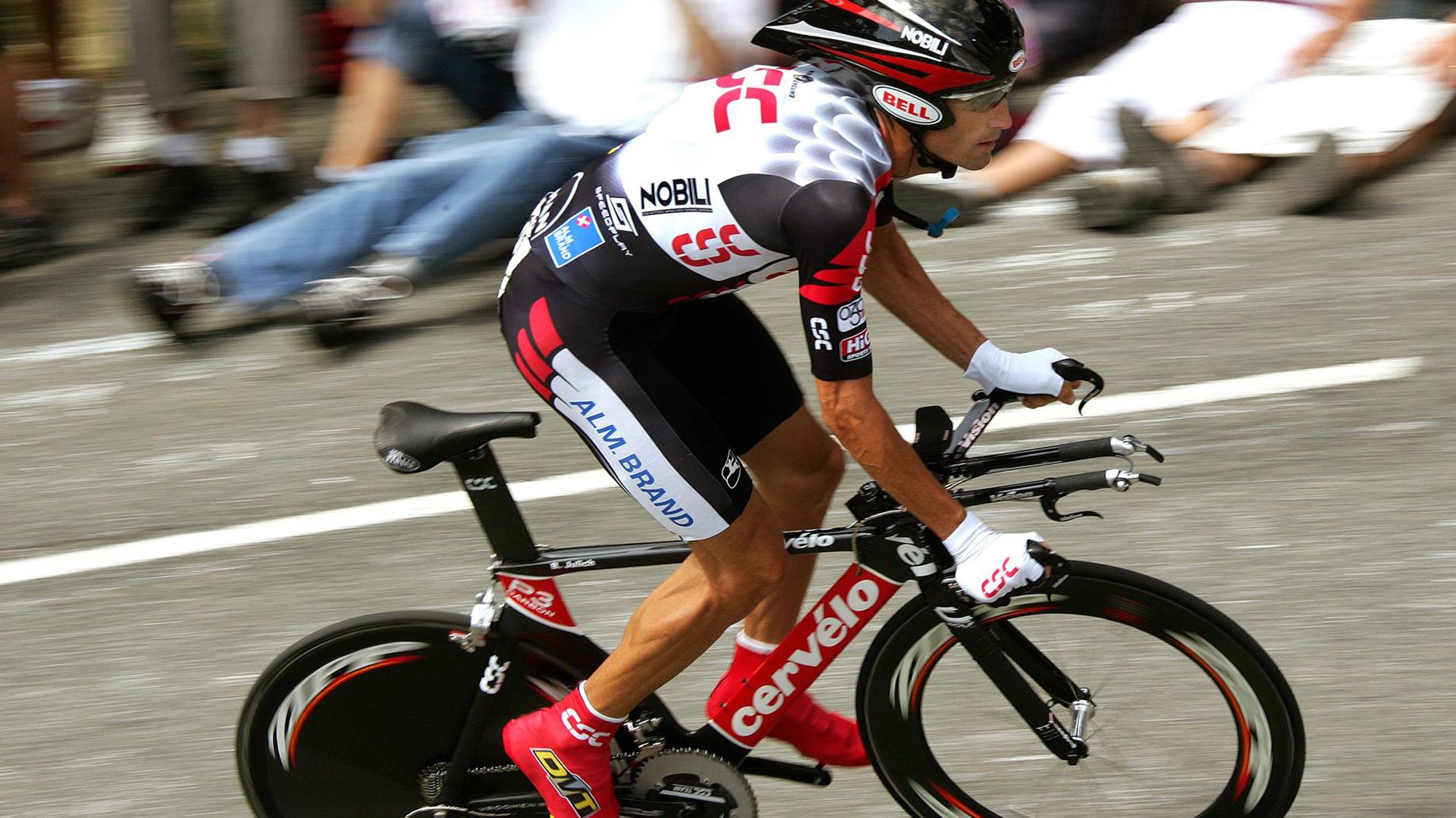 以下是为您构思的标题与文章内容